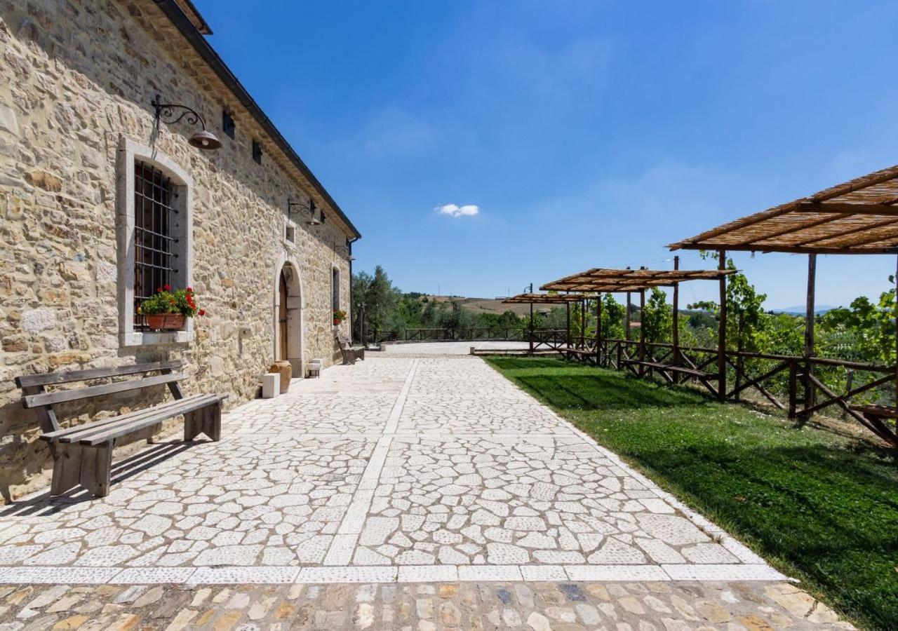 Agriturismo Torre Gialluise Gesualdo Екстериор снимка